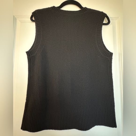 NWT! QUINCE Women’s Mongolian Cashmere Fisherman
Sweater Vest Black Size Small - Picture 5 of 11